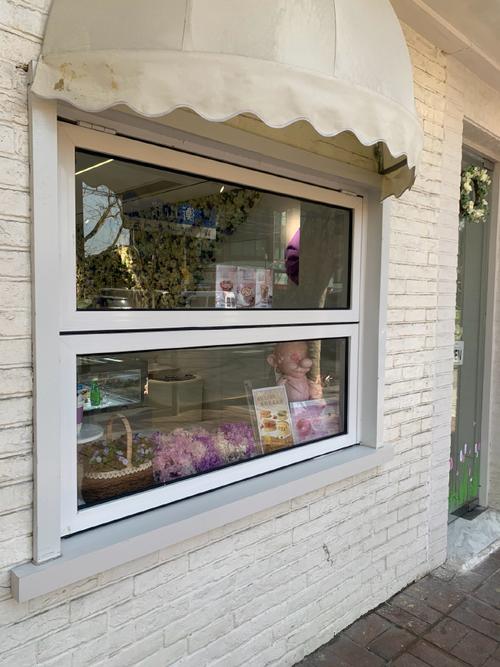 风韵犹存，却遗憾鲜见——一家“中规中矩”店面的观察札记